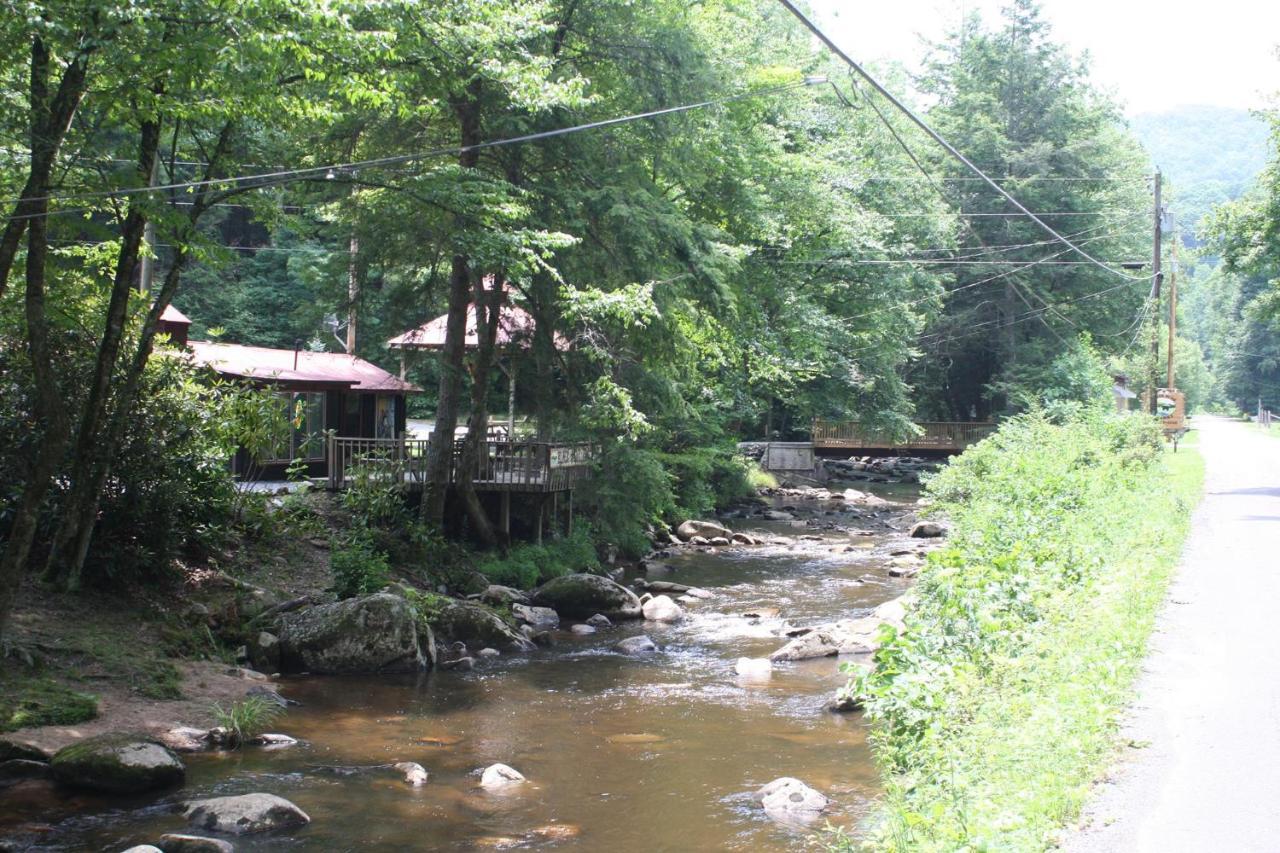 Overlook Cottage Hampton Exterior photo